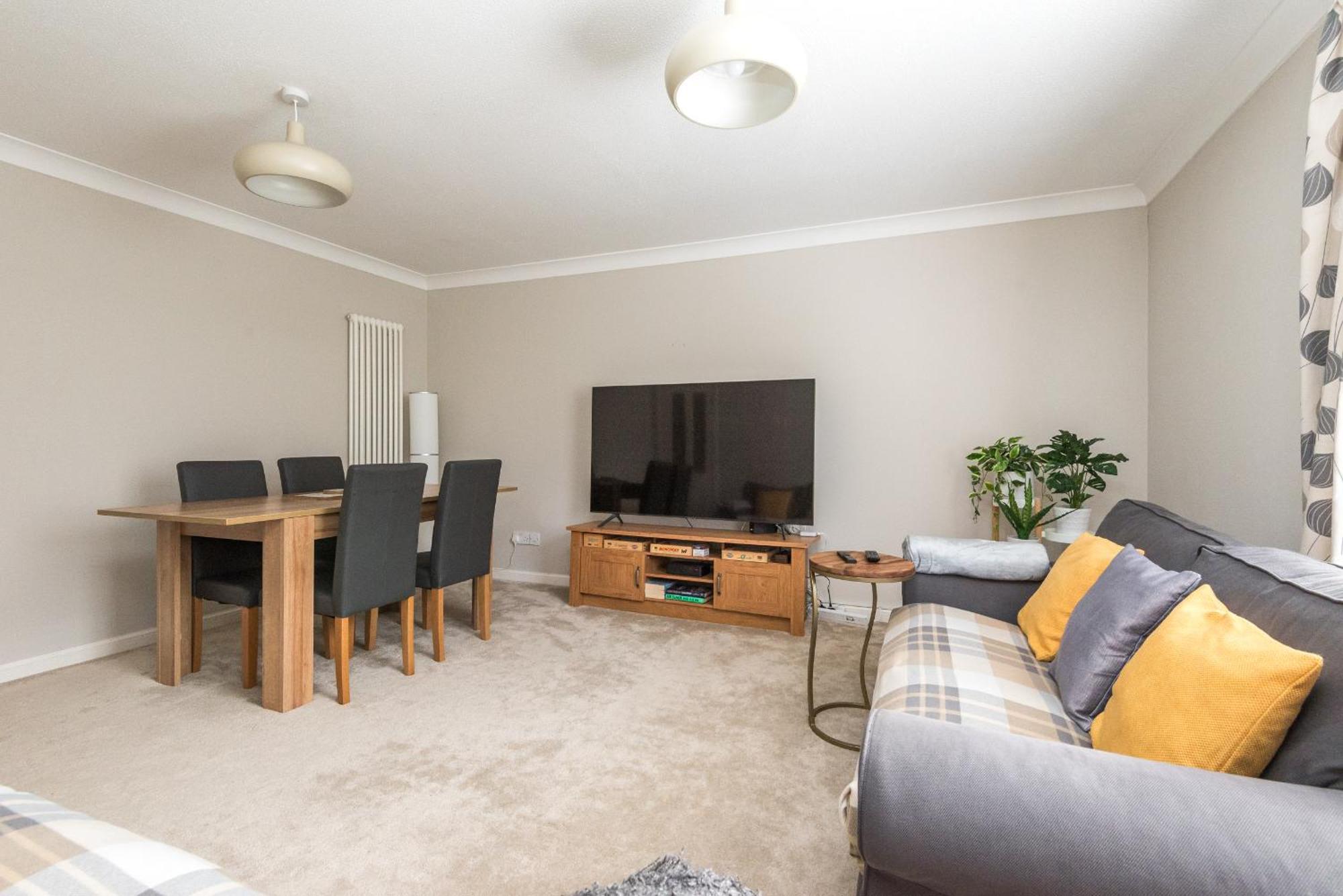 Roseburn Apartment, Edinburgh - 2 Bedrooms, Free Parking Dış mekan fotoğraf